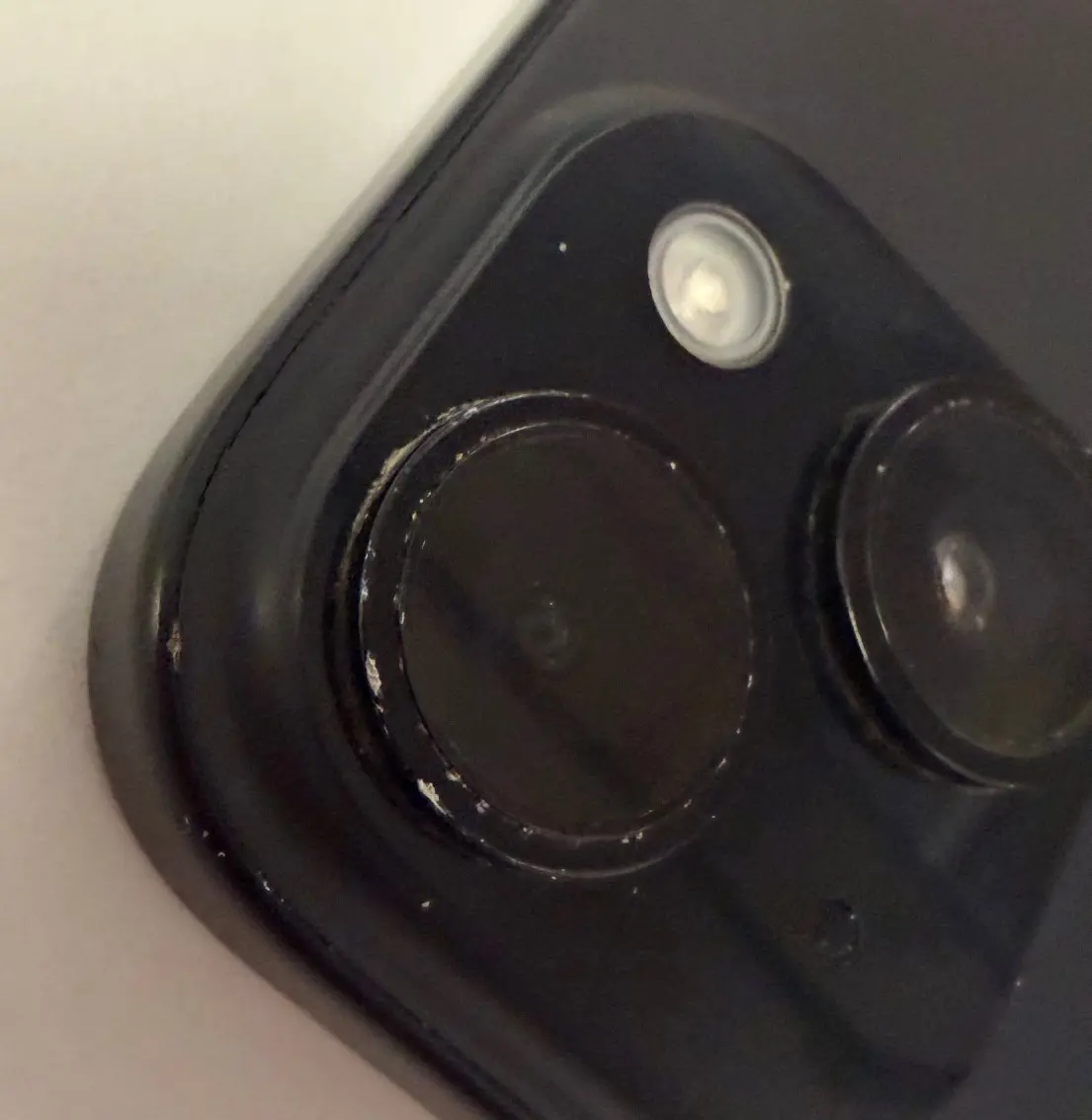 Apple iPhone 15 – 128GB – Black - 100% Battery Health | Own4Less